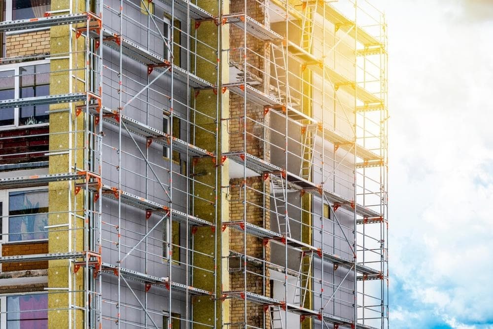 Renovación de fachadas: cómo darle nueva vida a tu edificio