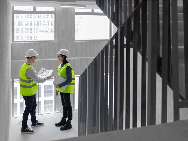 Aspectos legales en proyectos de construcción: permisos, licencias y normativas